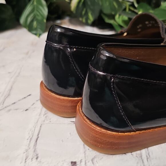 Weejuns NWOT G.H.Bass Handcrafted Classic Black Patent Leather Loafers 10 - Picture 4 of 14